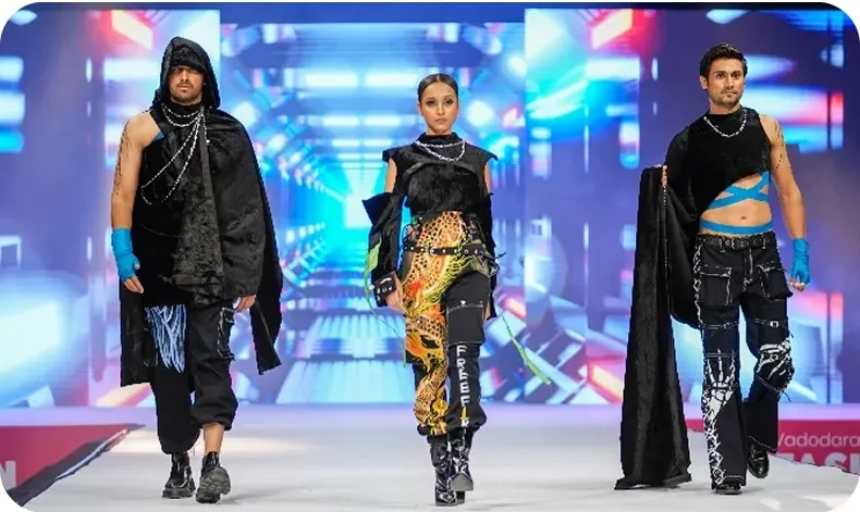 Runway group in black/yellow