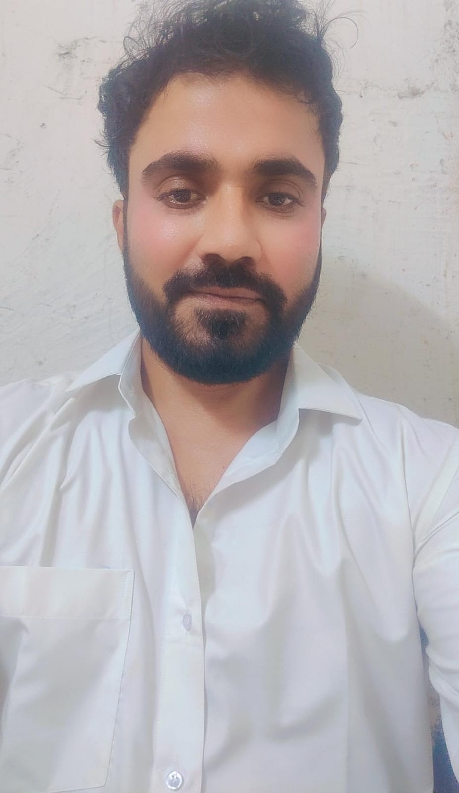 Mr. YOGESHNARAYAN KAMALCHAND VAISHNAV