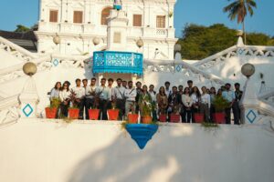 Contours of Faith: An Immersive Church Tour for Architecture Buffs