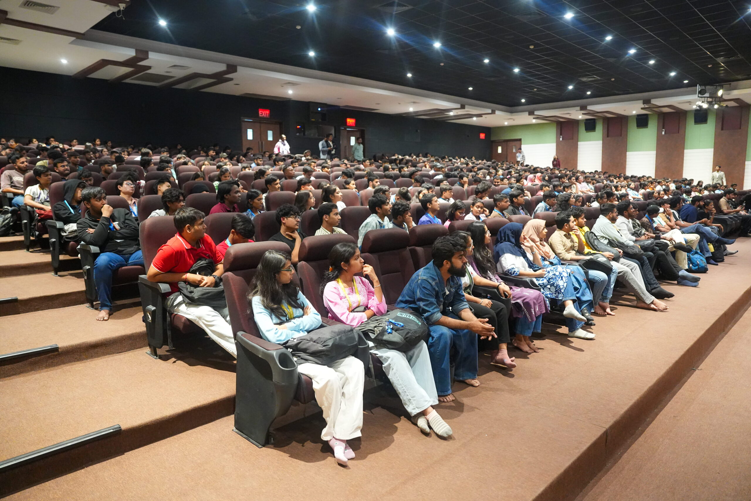 Students and founders attending startup masterclass at VSF 6.0