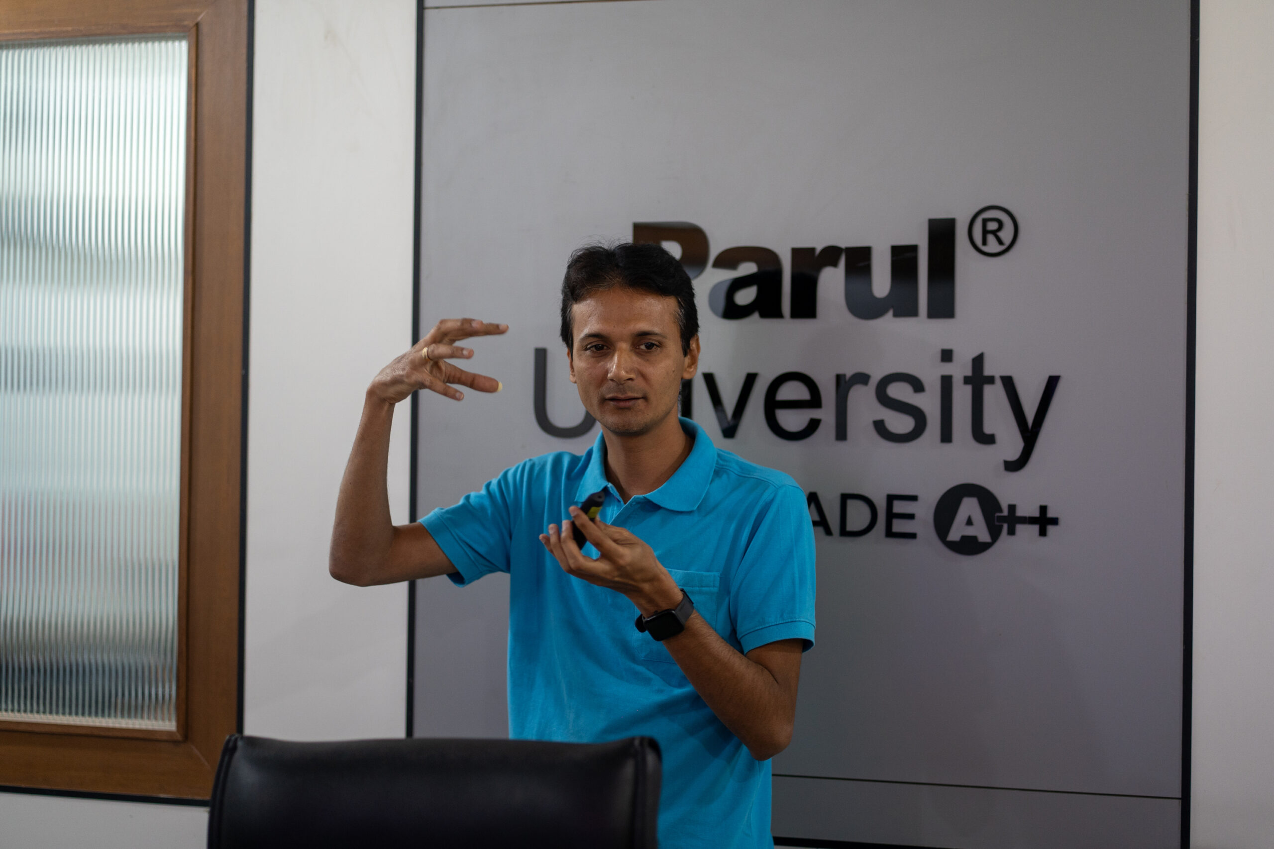 Dr Piyush Solanki AFM atomic force microscopy session Saurashtra University MNRDC 2026