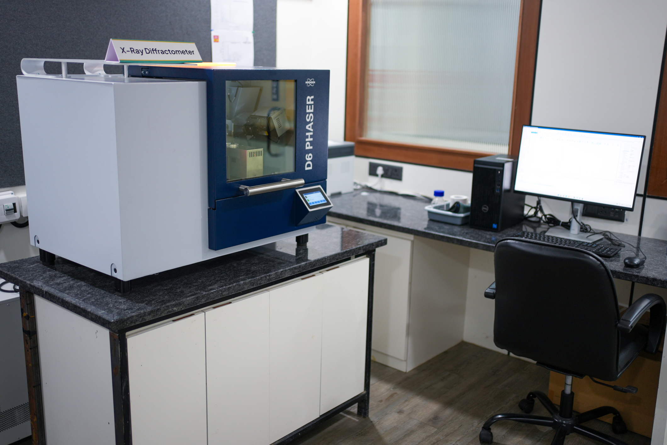 Bruker D6 PHASER XRD instrument MNRDC Parul University Vadodara Gujarat crystal analysis