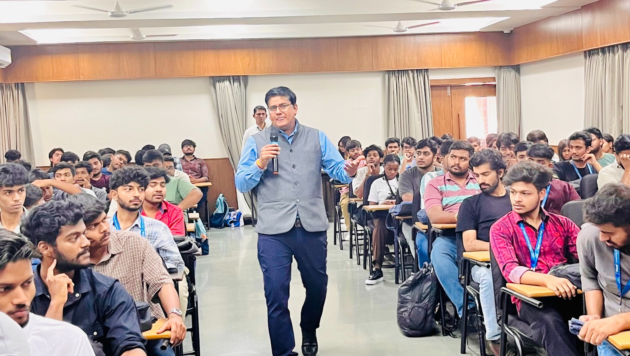 Chandrayaan-3 LVM3 Moon South Pole ISRO Parul University session