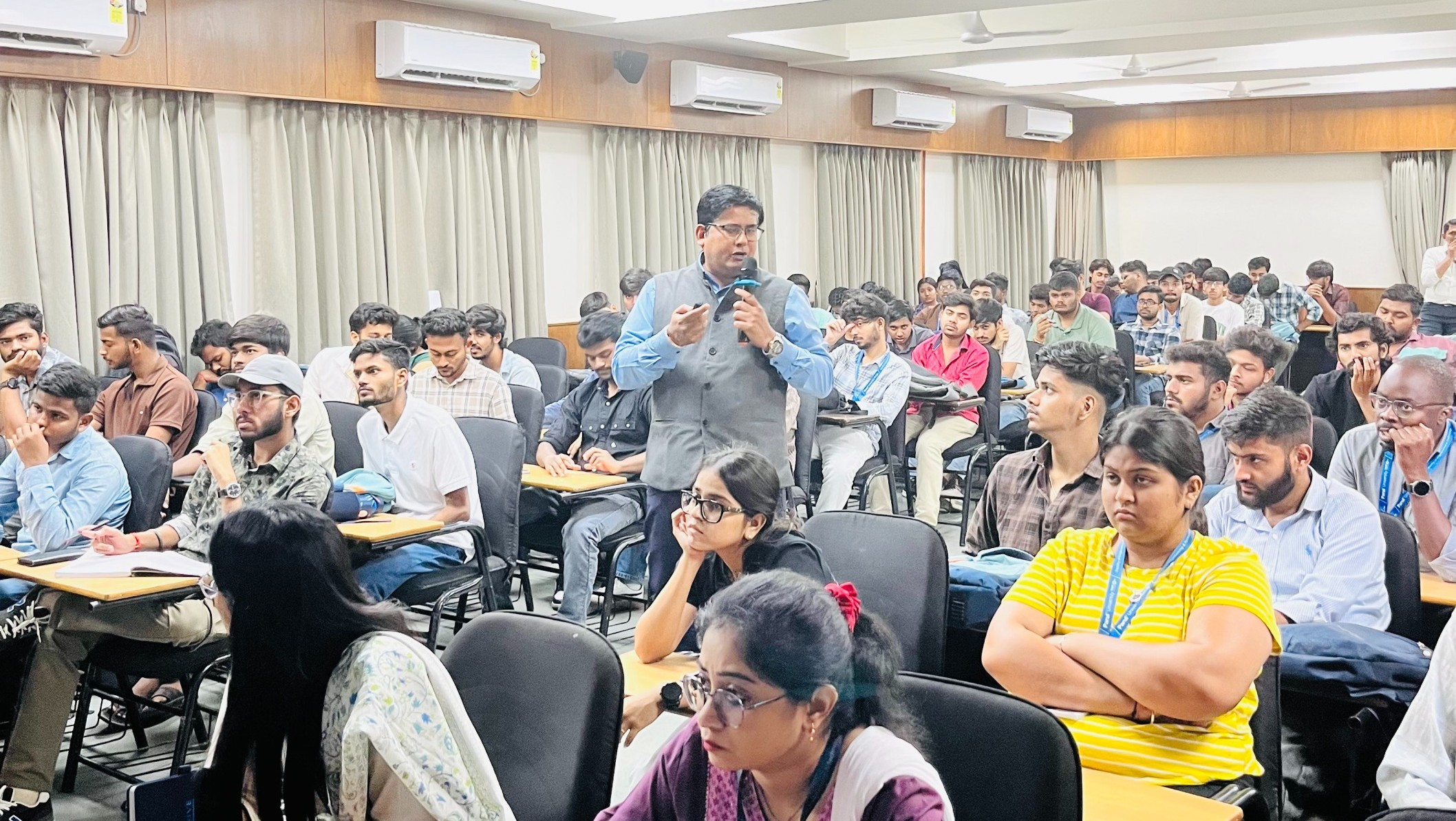 Chandrayaan-3 orbital mechanics Earth Moon trajectory elliptical orbit