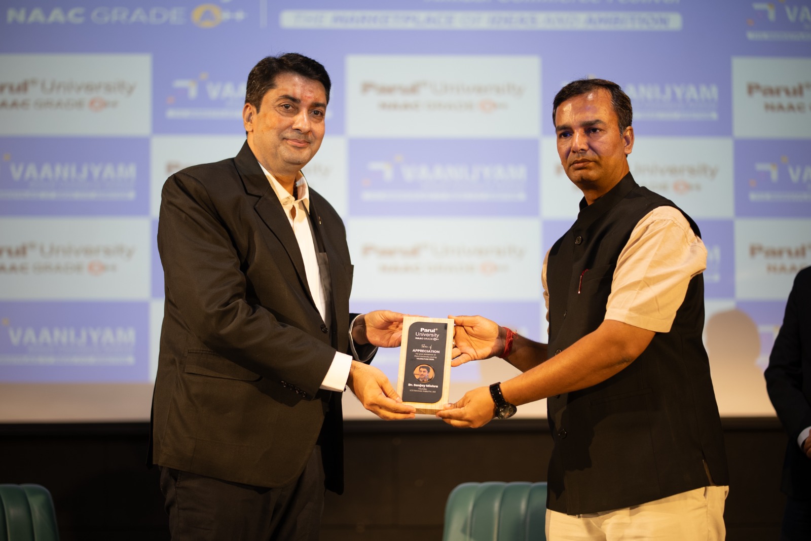 Vaanijyam 2026 Parul University commerce fest 1000 students 40 universities