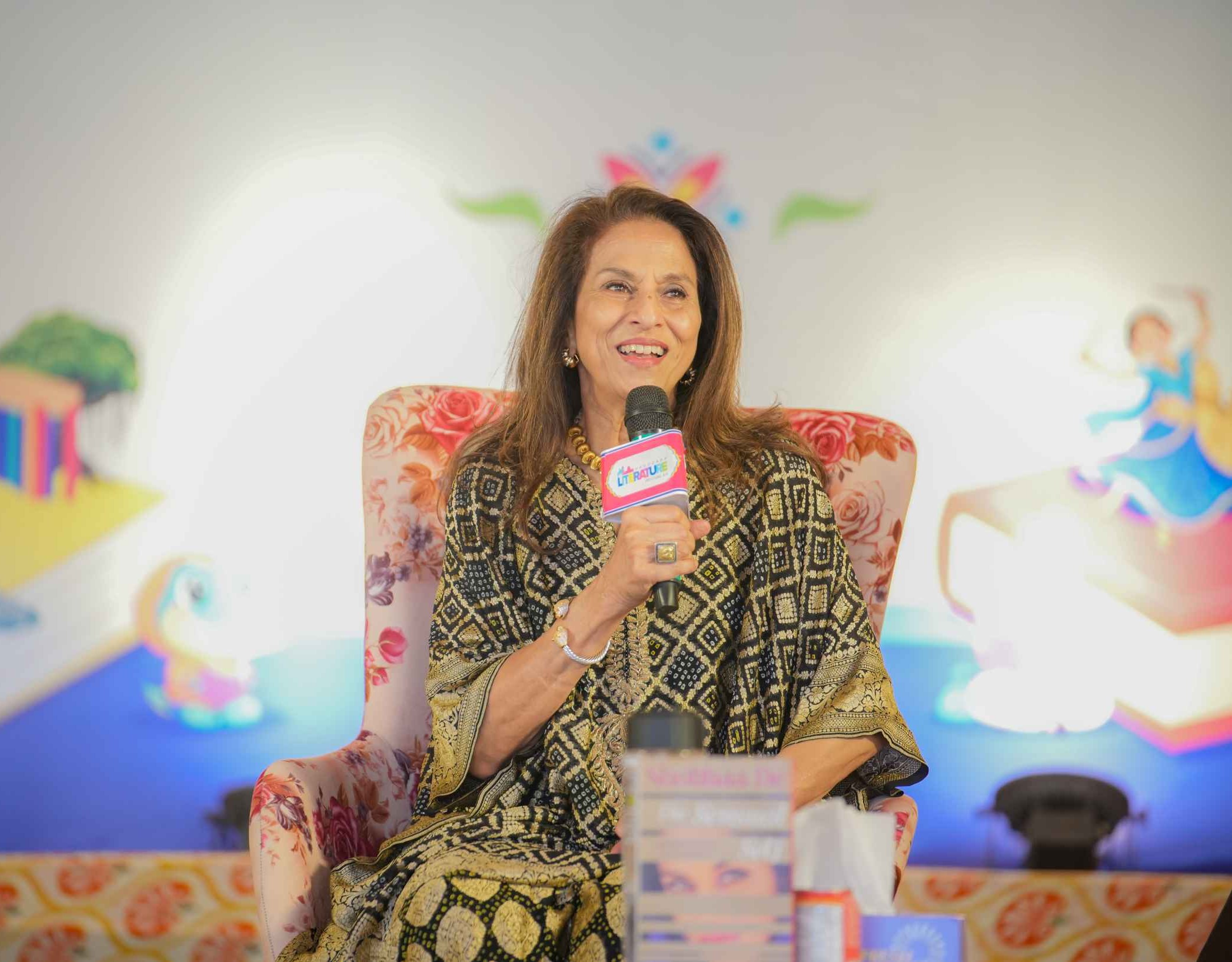 Shobhaa De
