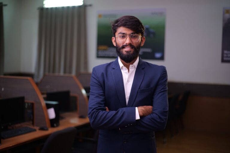 How MBA Students Build a Professional Portfolio That Stands Out Before Graduation