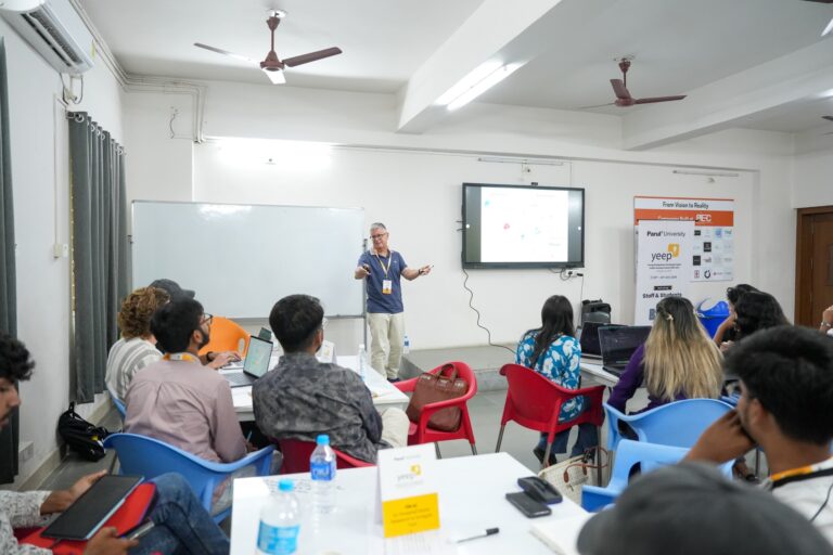 How to Test Your Startup Assumptions: A Founder’s Guide to Hypotheses