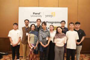 A group picture of students from Vietnam, Morocco, the UK, and Russia, Global Discovery Program 2026!