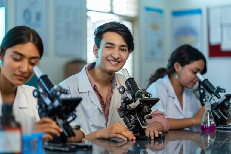 Essential Skills Every Pharmacy Student Should Learn Before Graduation: A Practical B.Pharm Guide