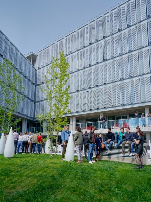 EMD Business School