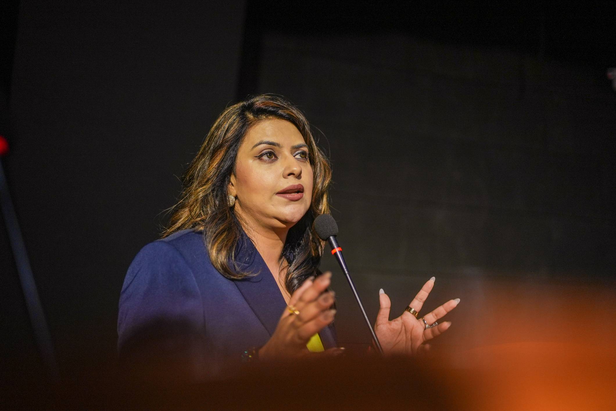 RJ Devanggana
