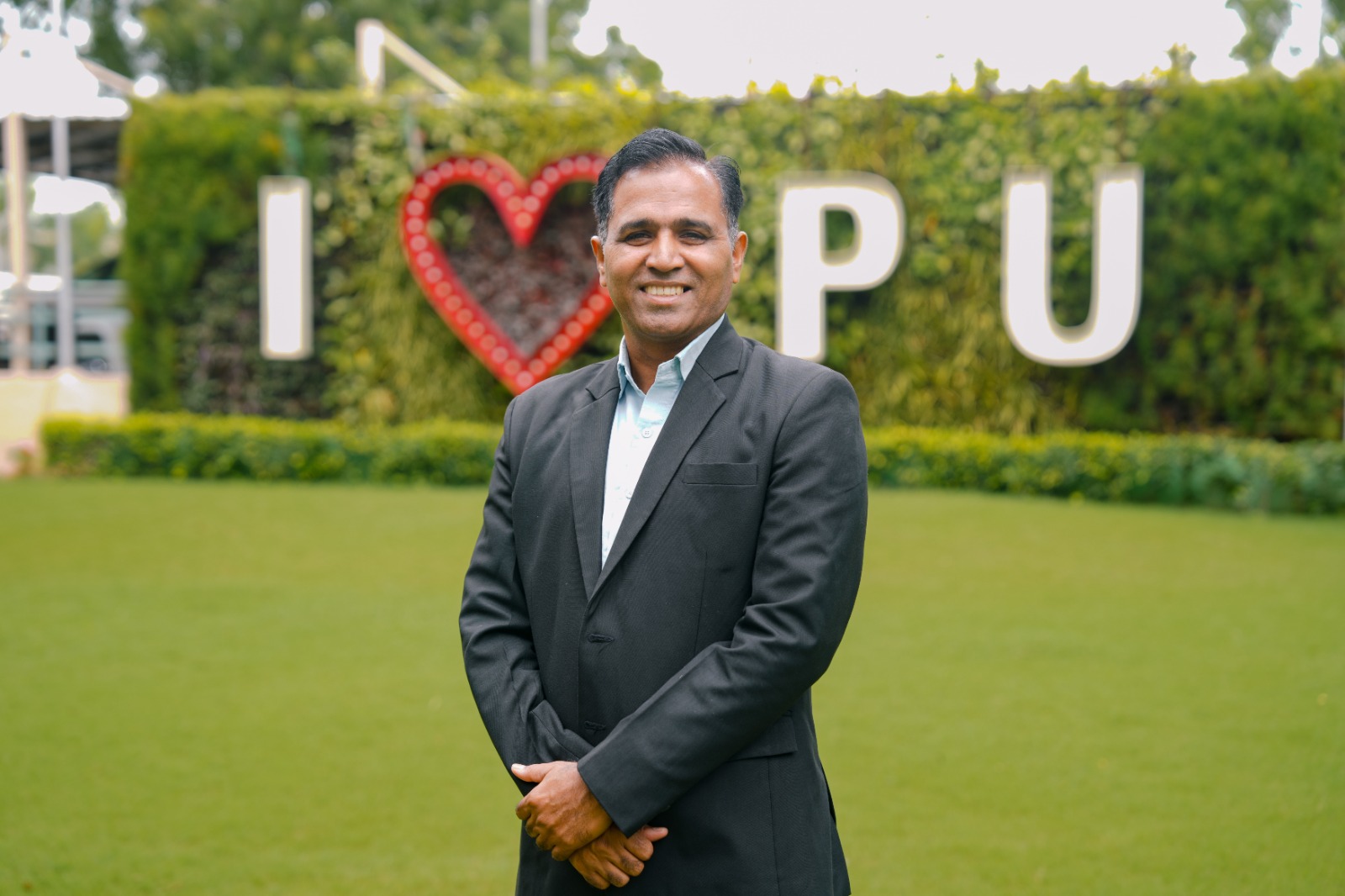 Mr. Vinod Parmar