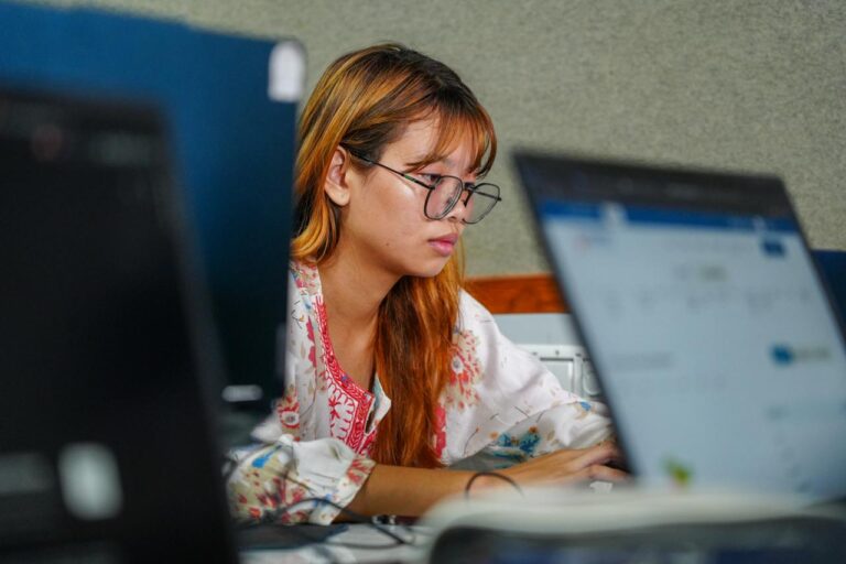 How To Choose the Right BCA College For Your Career Goals