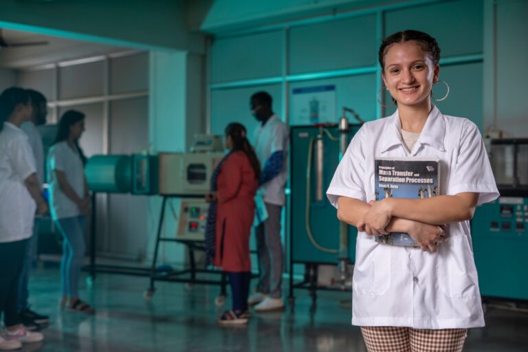 Chemical Engineering vs Petroleum Engineering: Which Career Should You Choose?