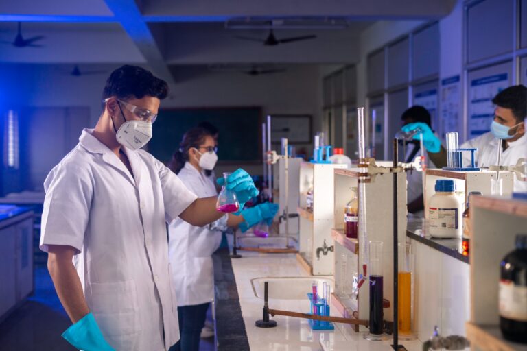 How Chemical Engineering Is Driving Innovation in Pharmaceuticals, Energy & Sustainable Industries