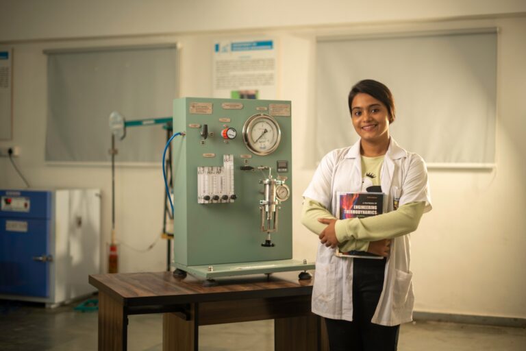 What Can You Do After B.Tech Petroleum Engineering? Career Options, Jobs & Higher Studies